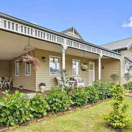 Charming Period Cottage With A Picturesque Garden Cowes Exterior photo