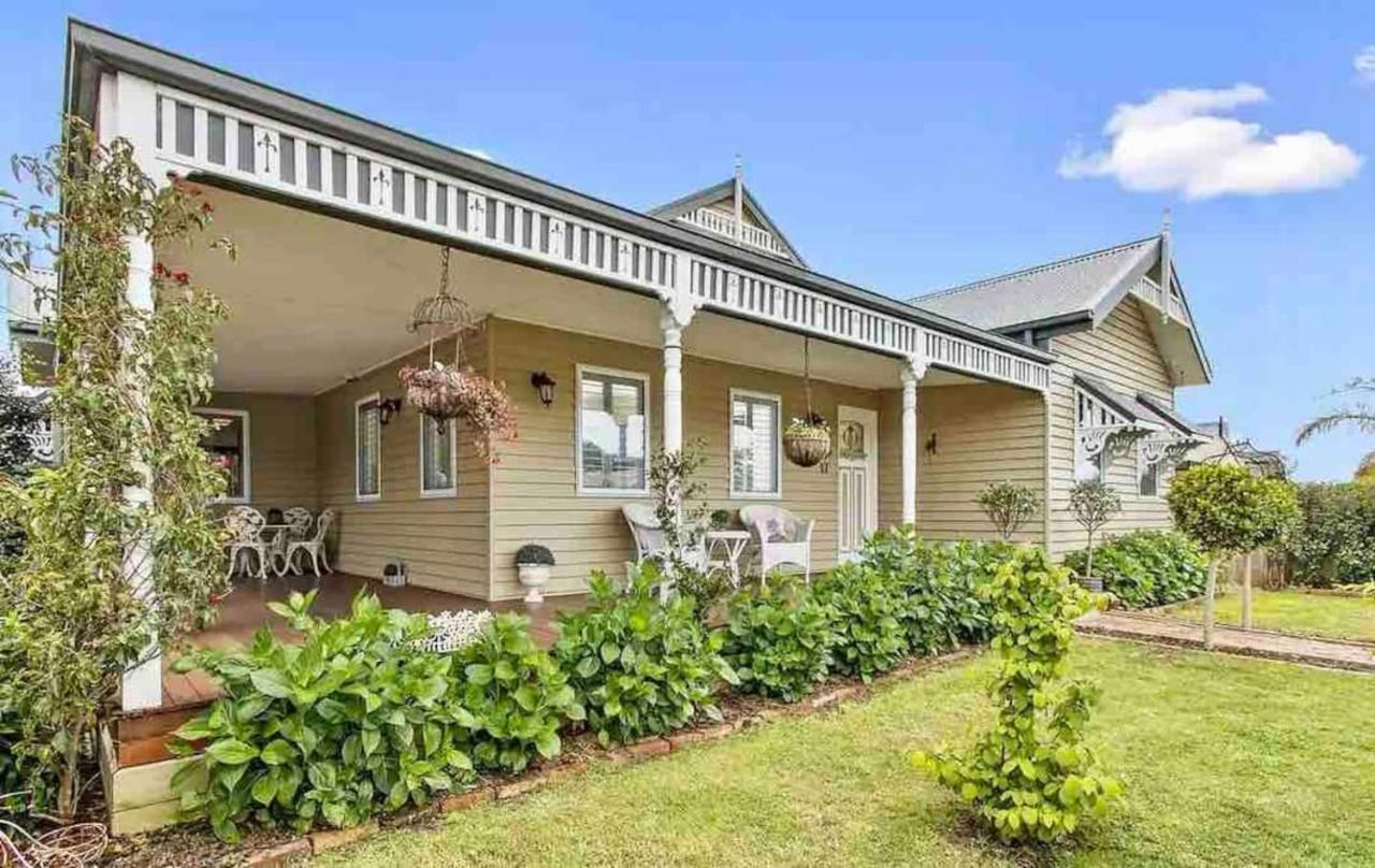 Charming Period Cottage With A Picturesque Garden Cowes Exterior photo